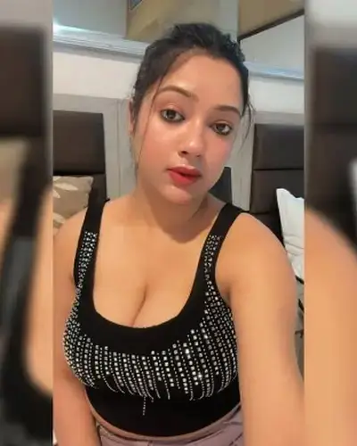 Call Girls Service Arera Colony